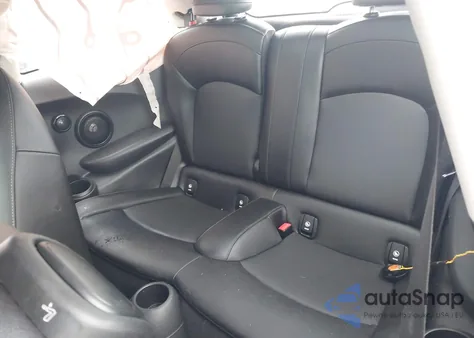 2018 Mini Hardtop Cooper/Oxford Edition from USA, damaged, VIN WMWXP5C52J2G64238